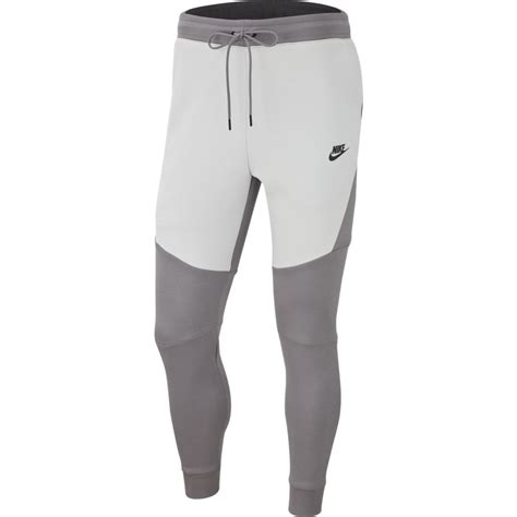nike tech broek lichtgrijs
